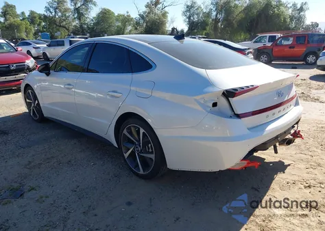 2022 Hyundai Sonata Sel Plus z USA, uszkodzony, nr VIN 5NPEJ4J29NH135840